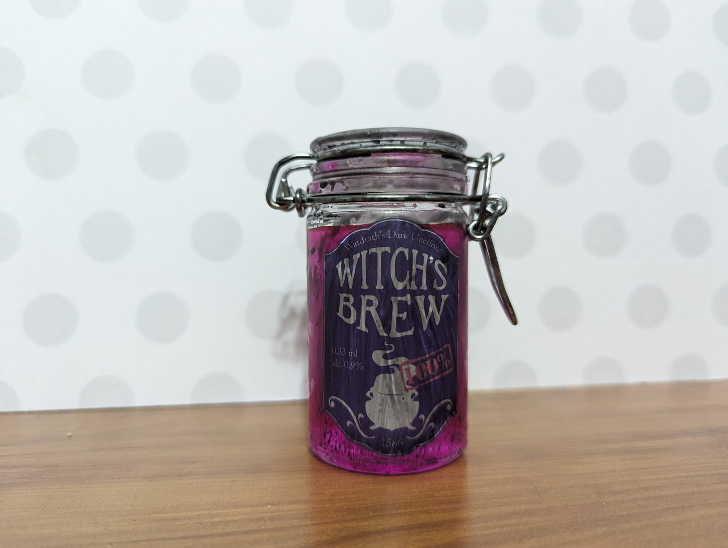 Apothecary Jars - Black Light Active