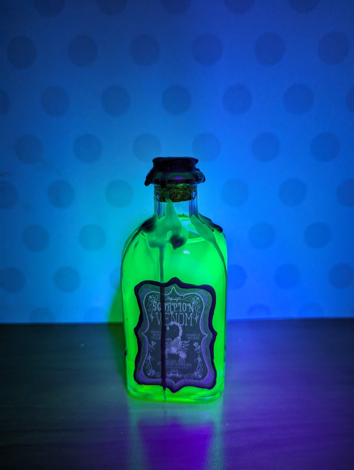 Apothecary Jars - Black Light Active