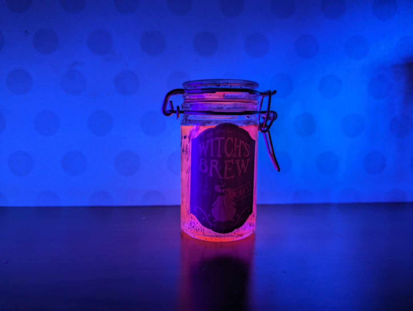 Apothecary Jars - Black Light Active