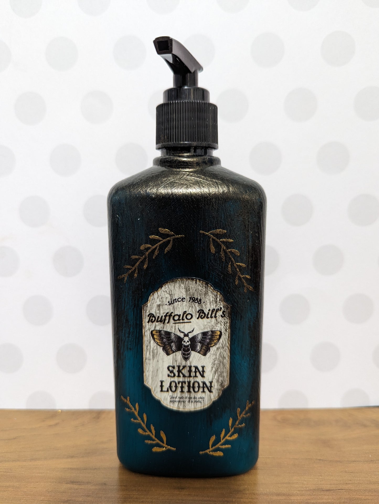Apothecary Jar - Buffalo Bill's Skin Lotion