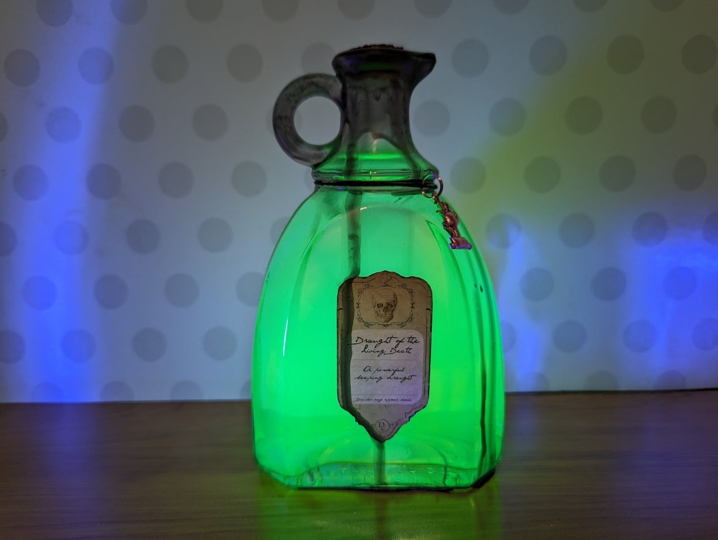 Apothecary Jars - Black Light Active
